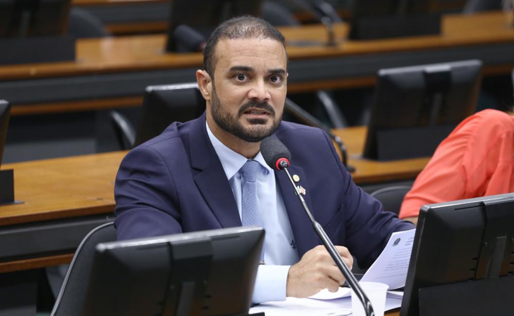 Oposição no Congresso defende Código de Conduta proposto por Fachin no STF