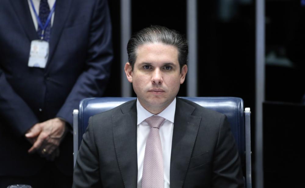 PF abre inquérito para apurar contrabando e descobre presença de Motta e Ciro Nogueira no voo
