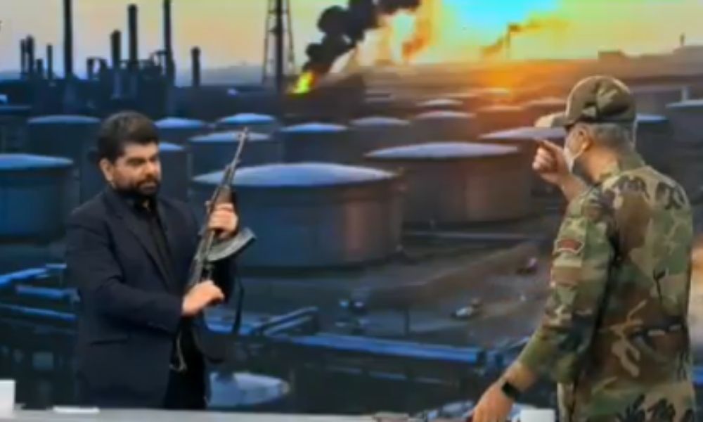 Vídeo: apresentador dispara tiro durante ‘treinamento’ ao vivo na TV estatal do Irã
