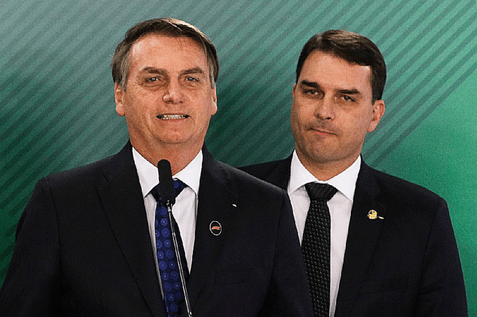 Aliados de Flávio veem ganho político após decisão do STF sobre visitas a Bolsonaro