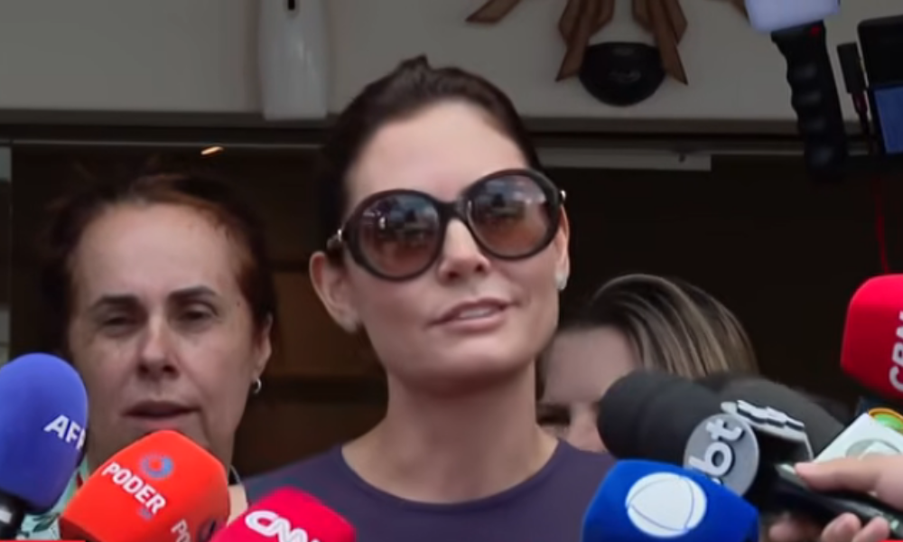 O desembarque de Michelle Bolsonaro