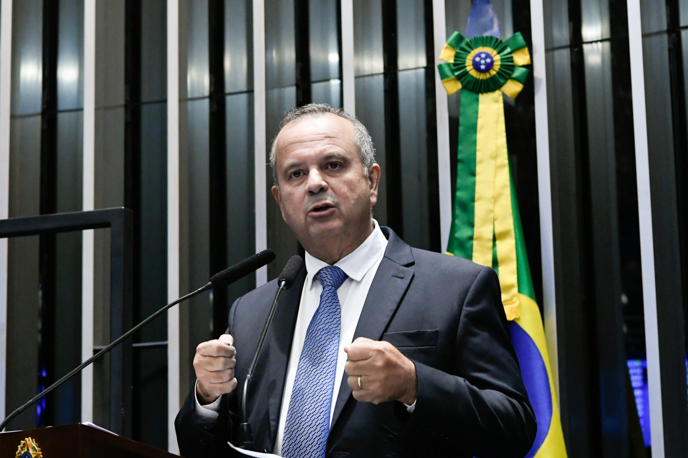 ‘Adversário político’: Marinho critica STF após suspensão de visitas de Flávio
