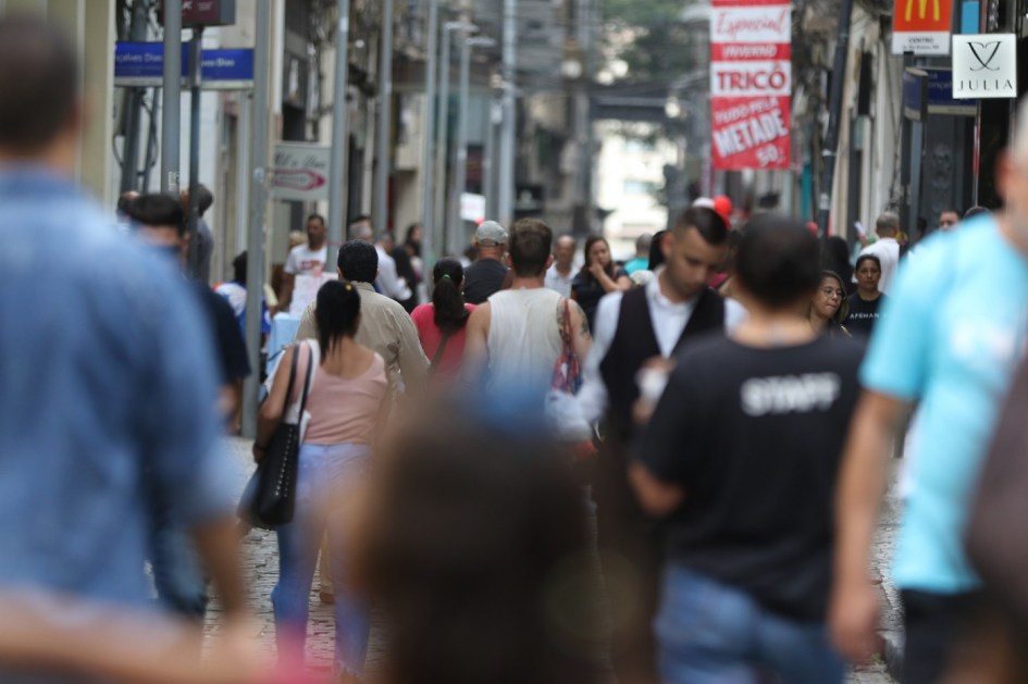 Multidão no Centro do Rio de Janeiro