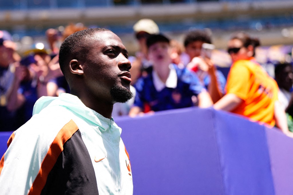 Real Madrid oficializa mais um reforço e anuncia a contratação do zagueiro Konaté