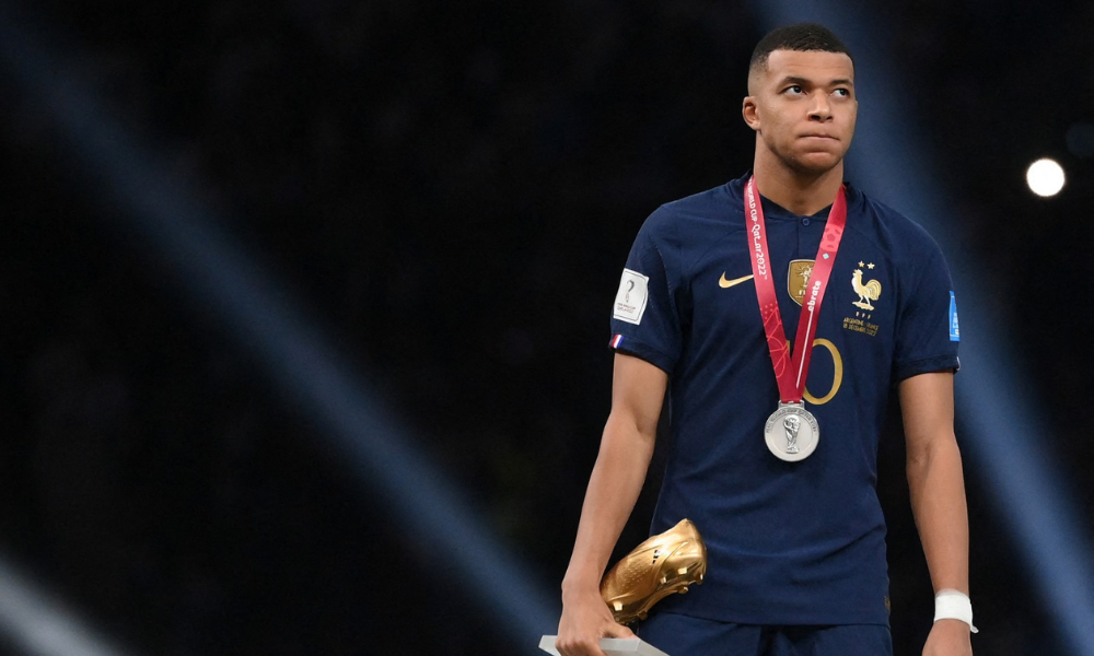 Mbappé Liga o Modo Monstro e a França decola!