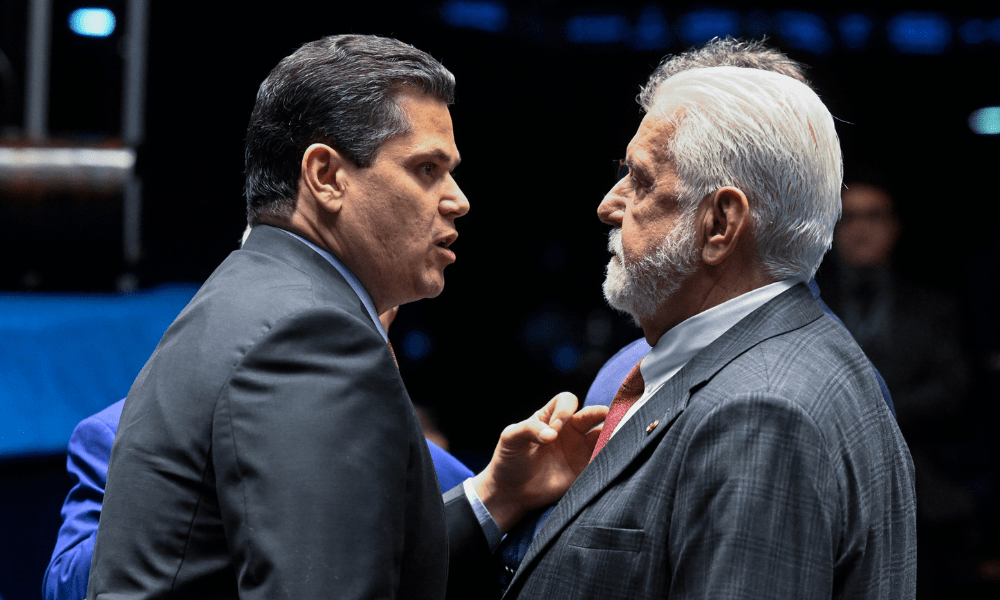 Alcolumbre defende presunção de inocência de Jaques Wagner após operação da PF