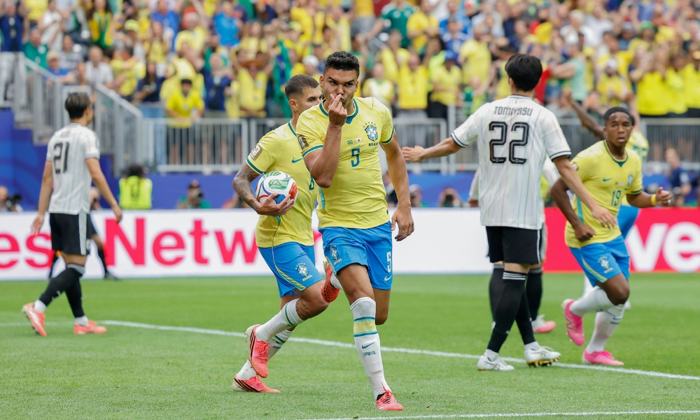 Brasil vira jogo em mata-mata pela primeira vez desde o penta