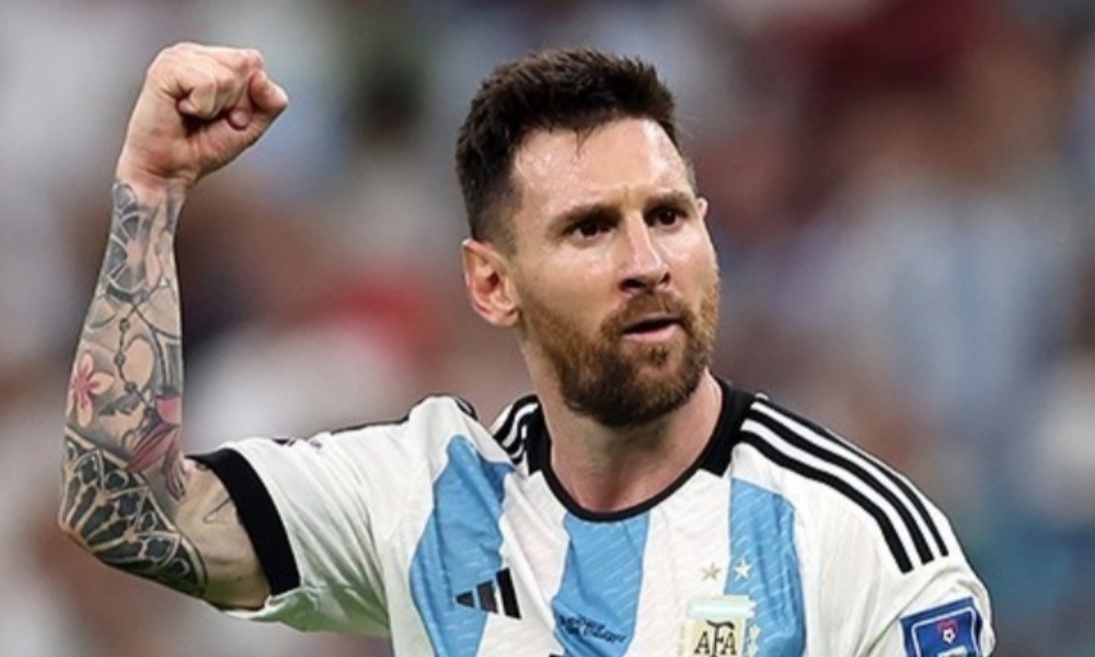 Messi desafia a lógica do futebol e mostra que futebol não tem lógica