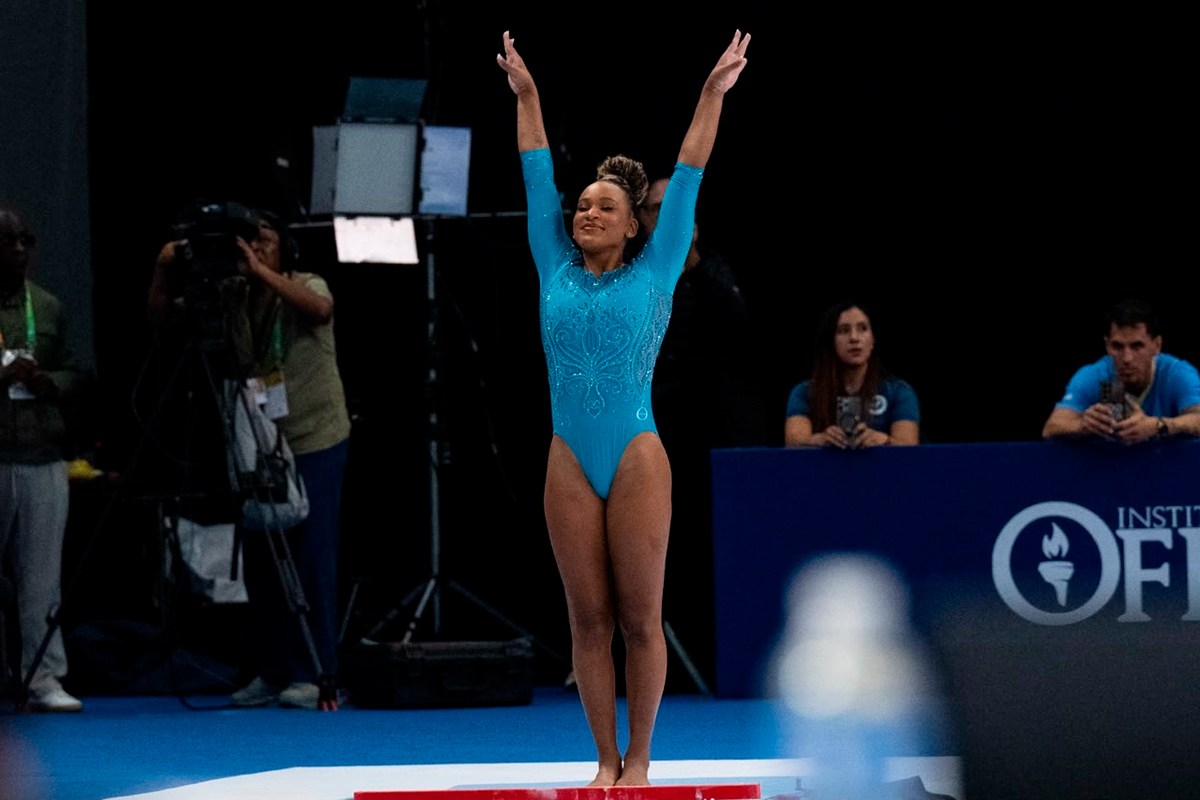 Rebeca Andrade leva o ouro no Pan-Americano do Rio em volta às competições