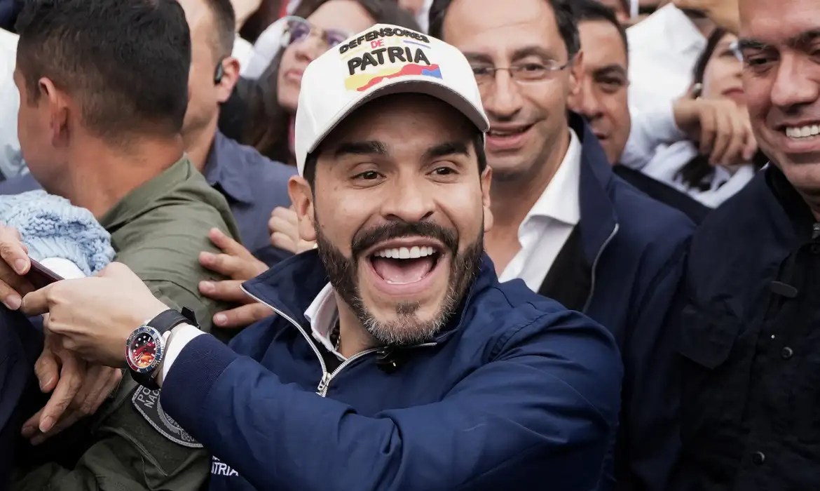Eleição colombiana marca avanço da direita na América Latina