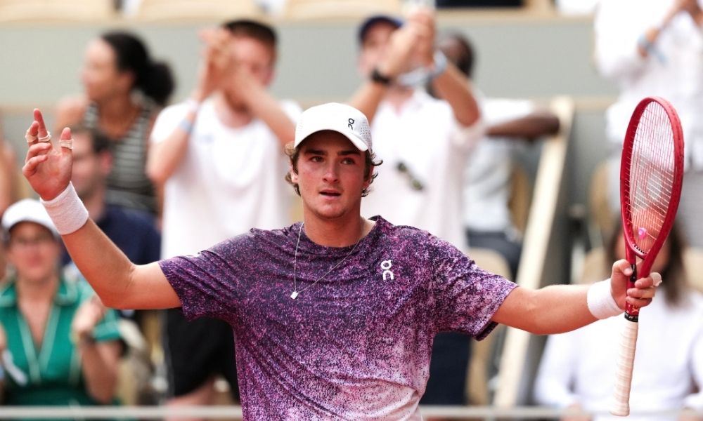 Wimbledon: João Fonseca estreia contra espanhol e pode reencontrar Djokovic nas oitavas