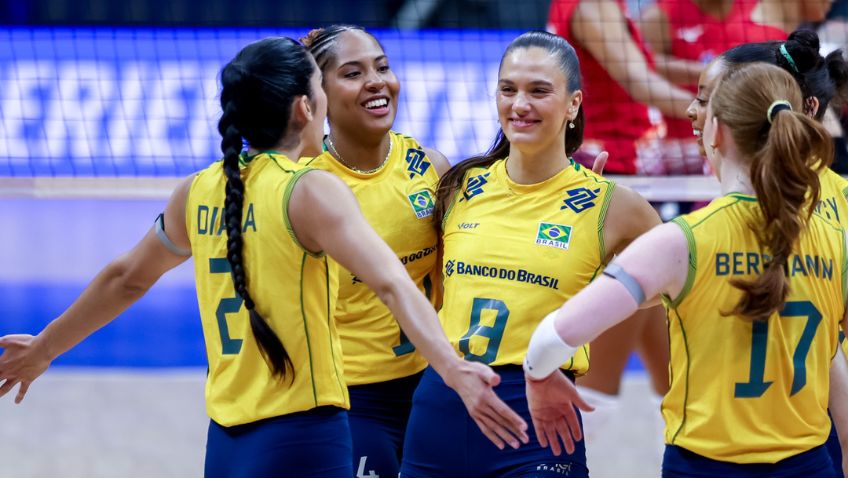 Seleção feminina sofre no início, mas vence República Dominicana na Liga das Nações de vôlei