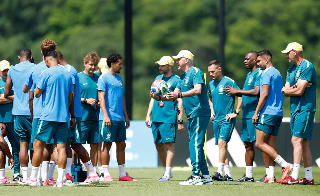 Treino da Seleção Brasileira antes da estreia na Copa do Mundo