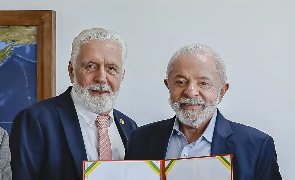 Atlas/Bloomberg: Caso Wagner desgasta governo, mas não afeta candidatura de Lula