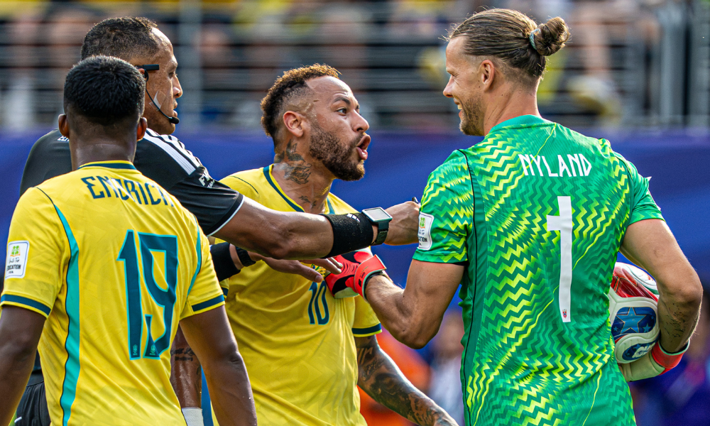O que Neymar disse ao goleiro norueguês antes de bater pênalti na Copa