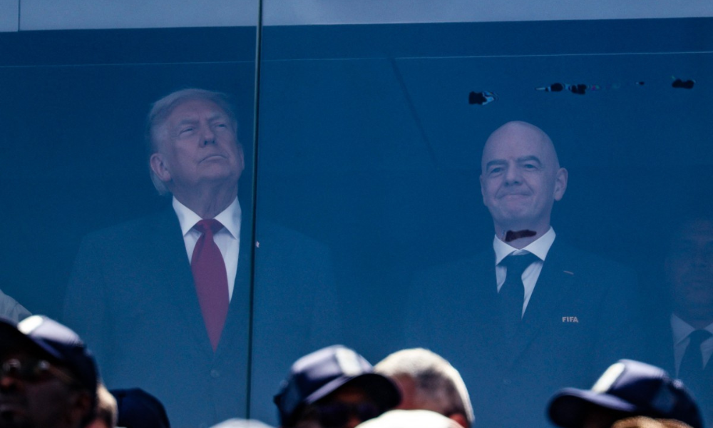 Como foi a chegada de Trump à final da Copa e o que ele deve fazer no pódio