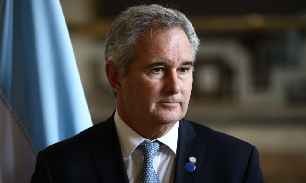 ‘Não há chance de romper com o Brasil’, diz ministro após crise entre Lula e Milei