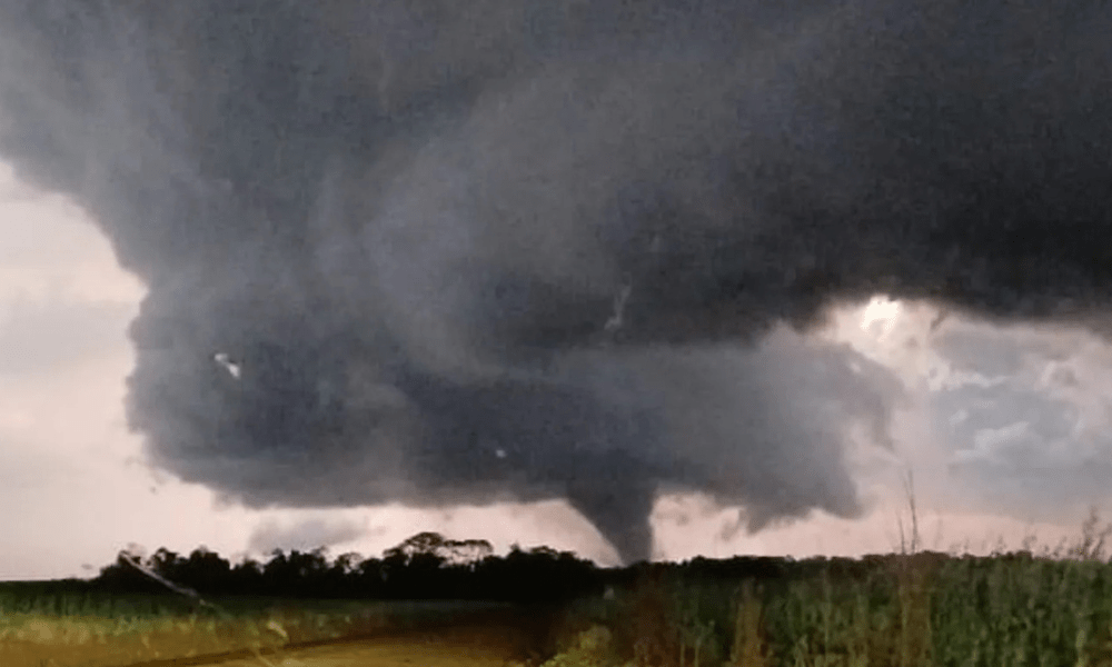 Tornado no RS: entenda o que é a supercélula que causou o fenômeno