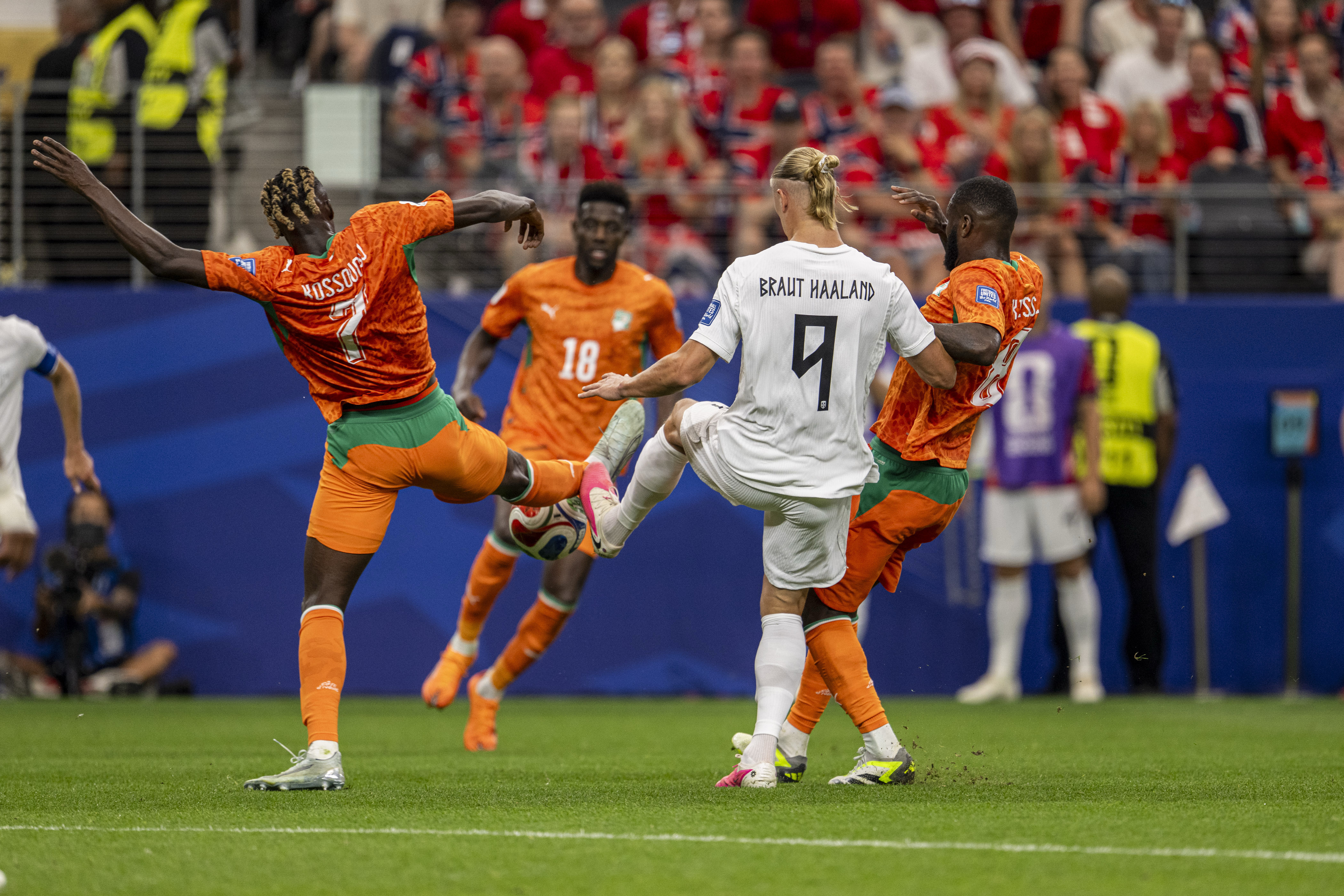 Saiba por que Haaland usa 'Braut' na camisa da seleção da Noruega na Copa