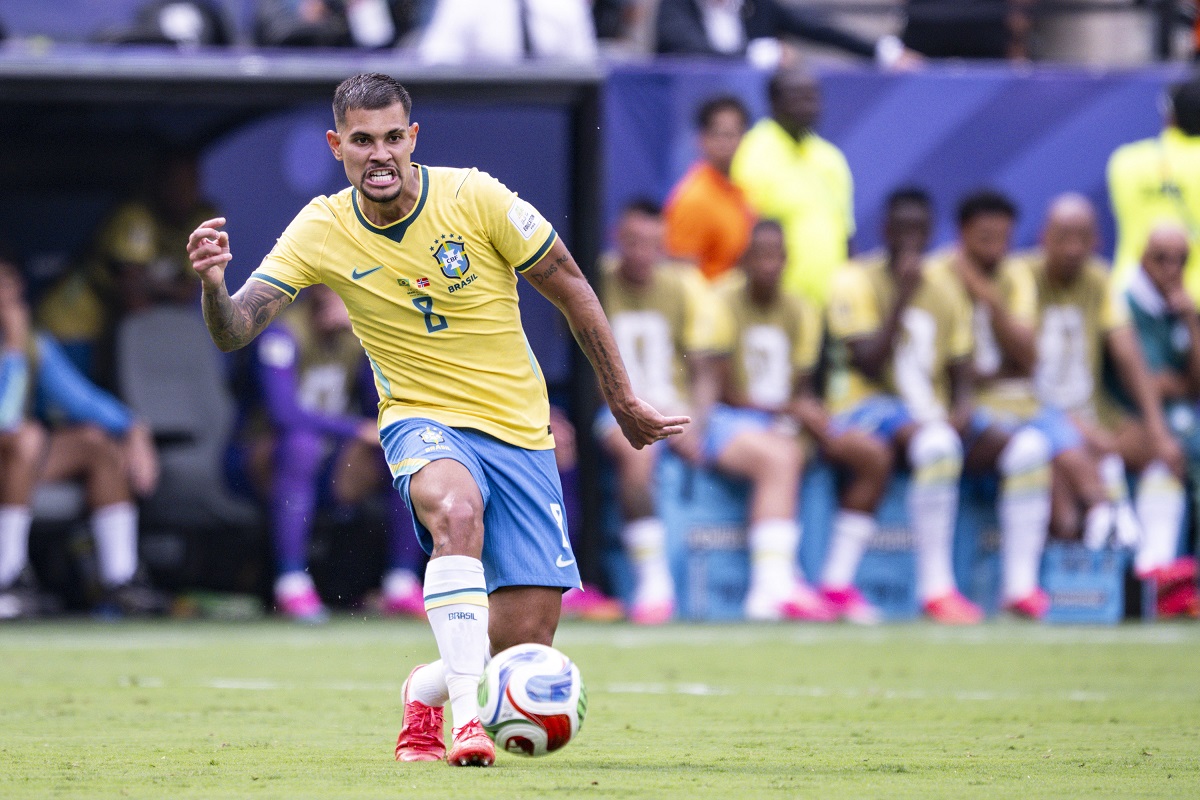 Bruno Guimarães pede para deixar Newcastle e mira Arsenal, diz jornal