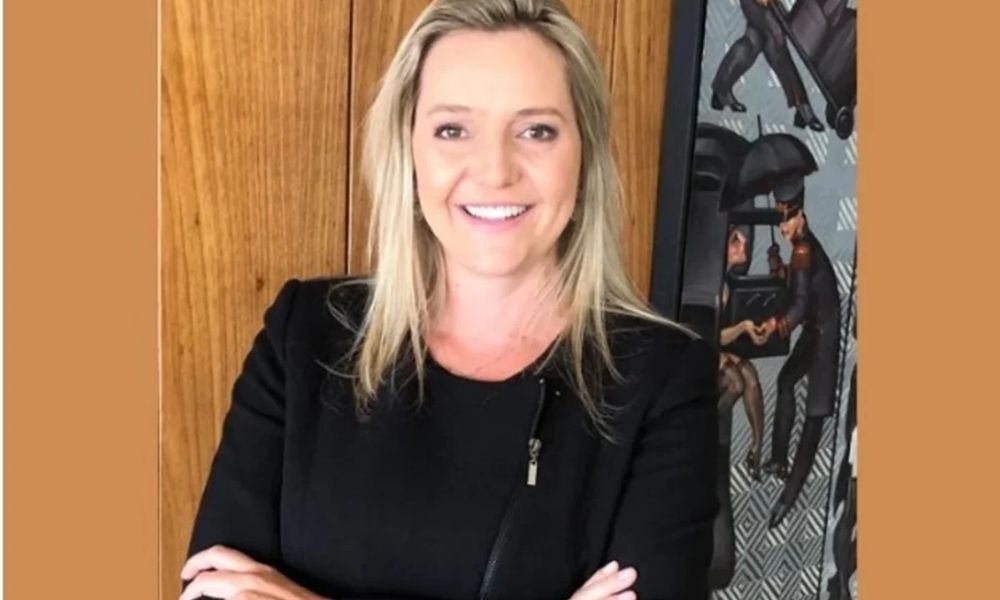 Proibida de tratar de emendas, Mariângela Fialek, a ‘Tuca”, segue nomeada na Câmara