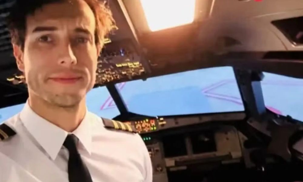 Instrutor de voo se joga de avião, e aluna pousa aeronave sozinha na Argentina