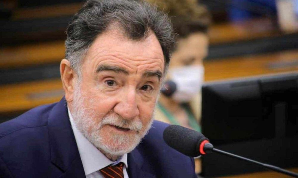 Patrus aceita convite de Lula e será anunciado como candidato ao governo de MG
