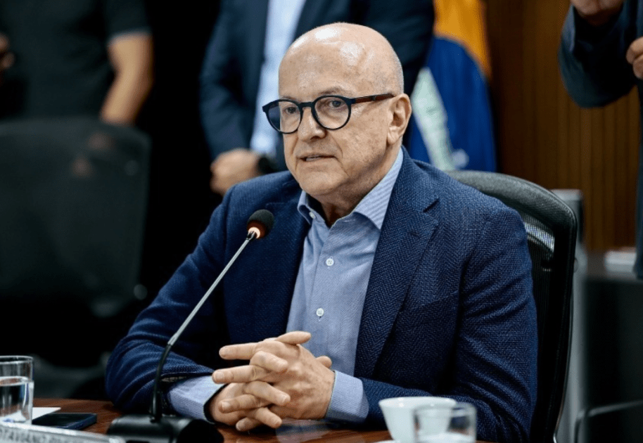 Sob tensão interna, União Brasil decide entre candidatura própria e apoio a governador em MT