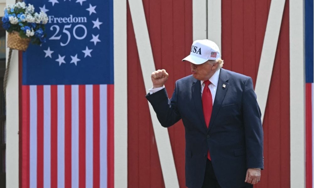 EUA celebram 250 anos de independência sob divisão política e protagonismo de Trump