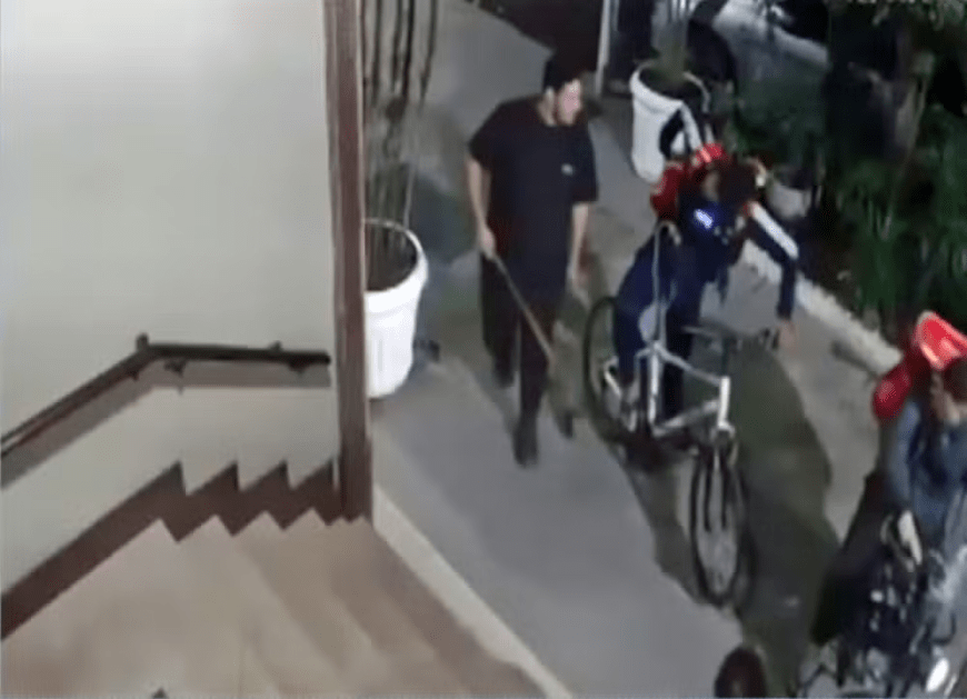 Homem com bastão deu 30 pauladas em Cláudio