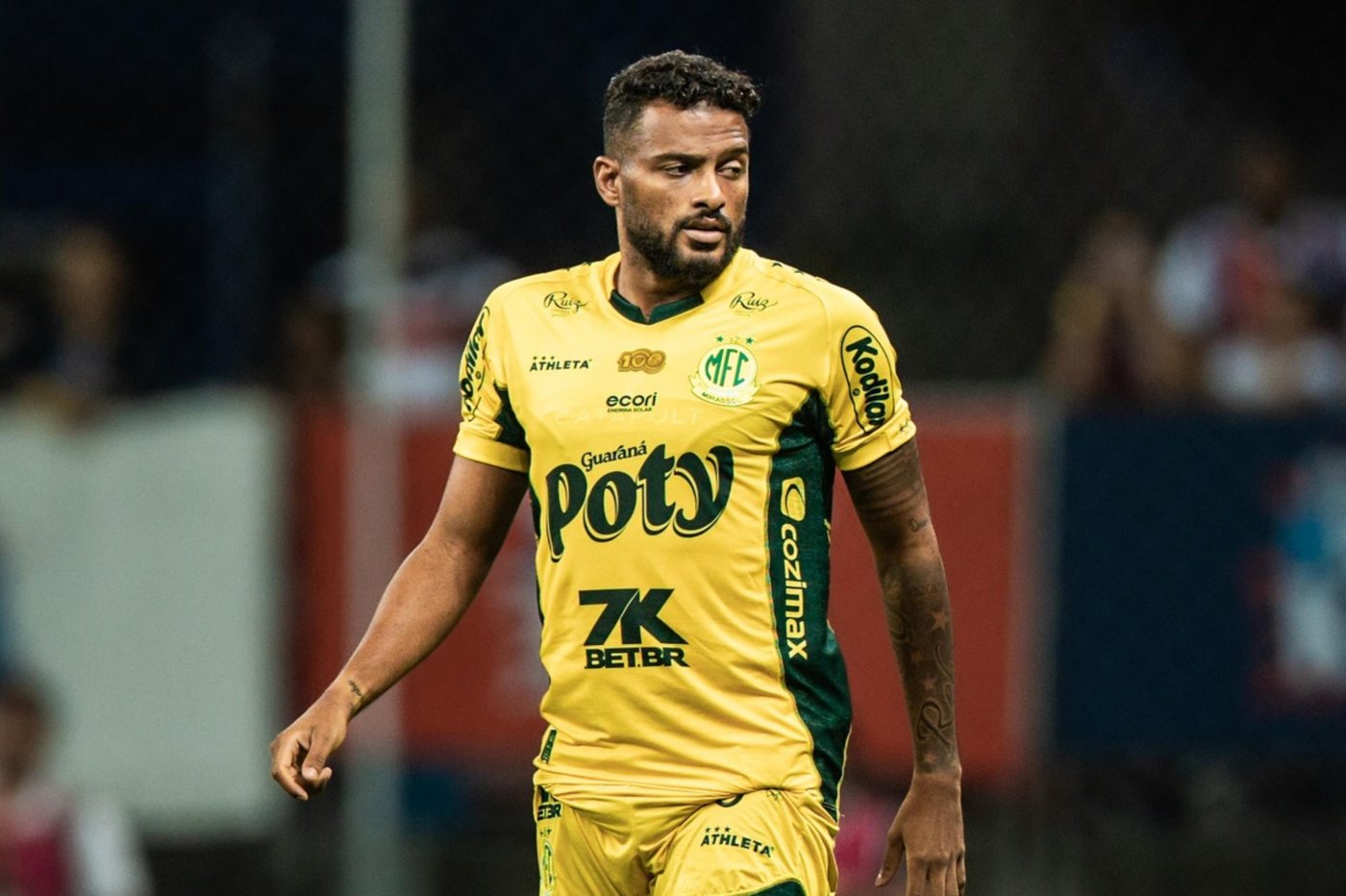 Cusparada na Vila: desrespeito e um velho problema do futebol