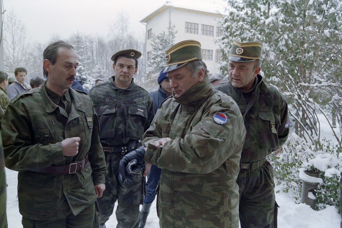 Ratko Mladić, o ‘carniceiro da Bósnia’, morre aos 84 anos