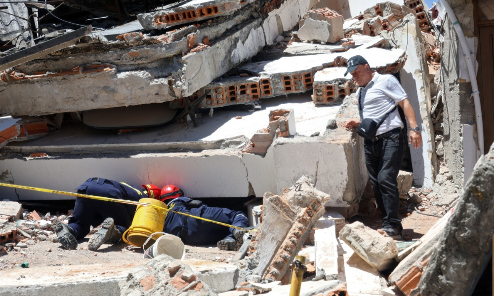 Colômbia entra no 2º dia de resgate após terremoto que deixou 132 mortos