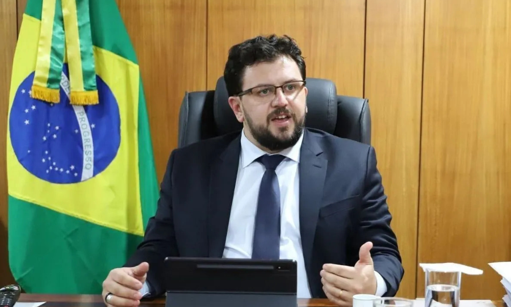 Ex-chefe de gabinete de Lula pede para deixar campanha após investigação da PF
