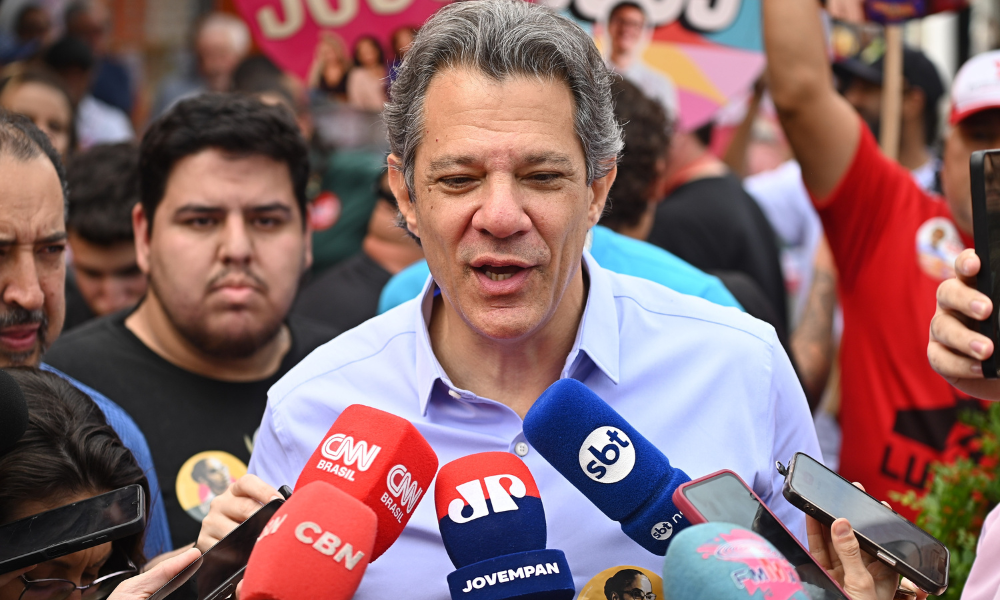 Haddad se reúne com mulheres evangélicas para tentar ampliar apoio em SP