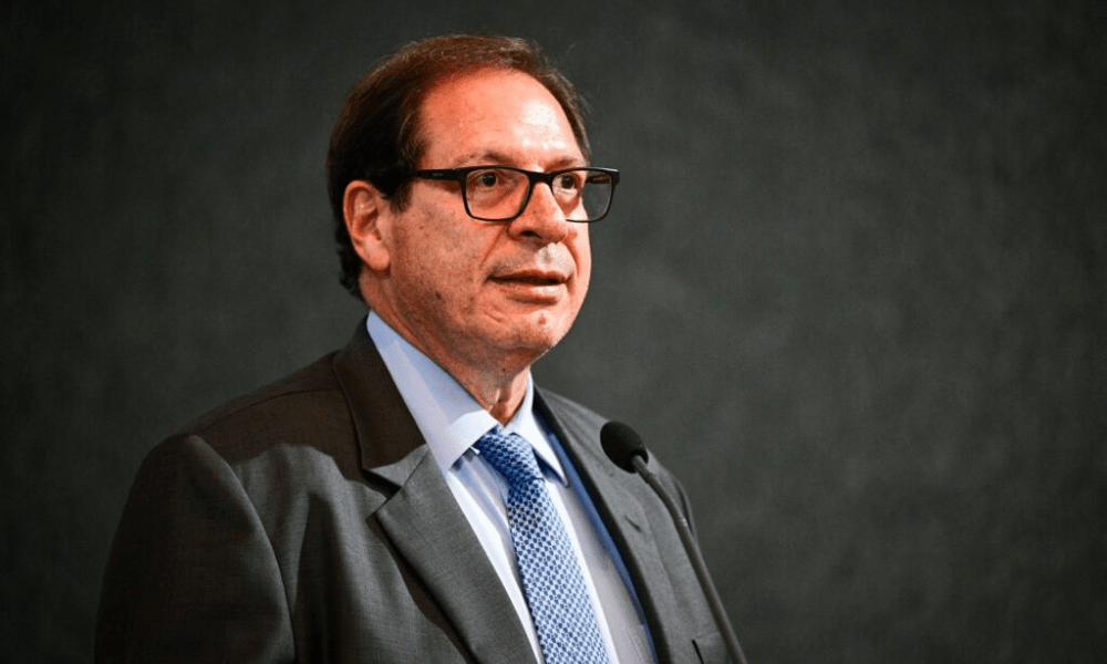 Com Lula, Alcolumbre e Fachin, Luis Felipe Salomão assume presidência do STJ