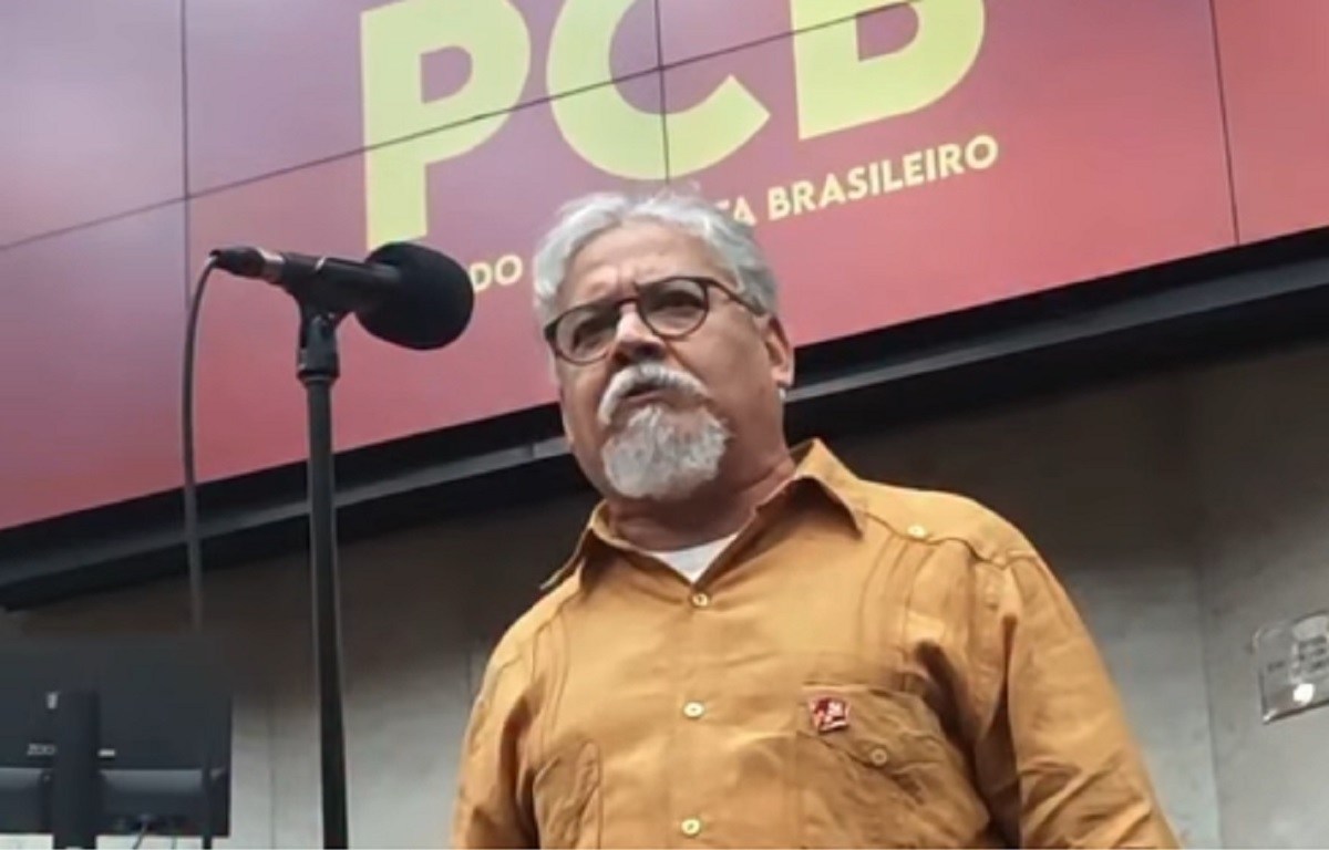 Conheça Edmilson Costa, candidato à Presidência pelo PCB