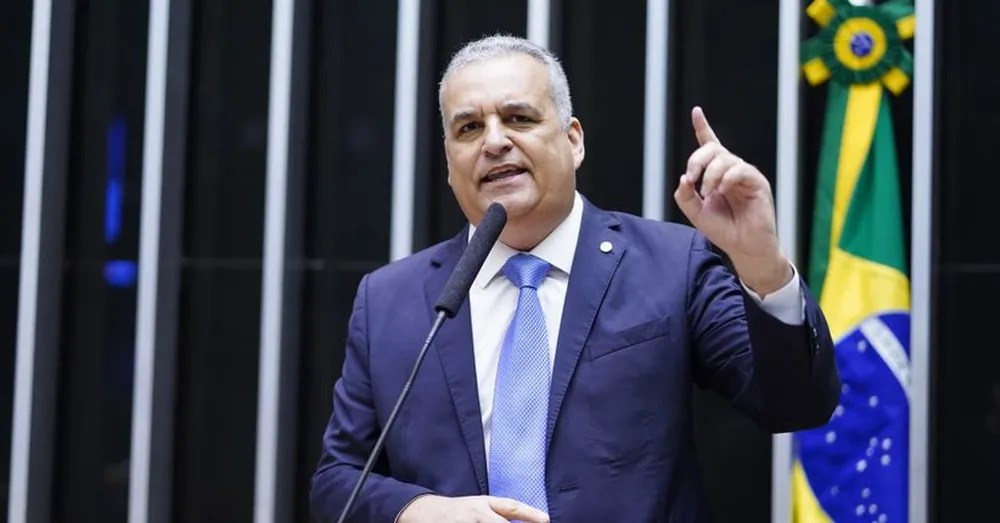 Relator da CPMI do INSS e ex-secretário de ministro de Lula: conheça Alfredo Gaspar, vice de Flávio