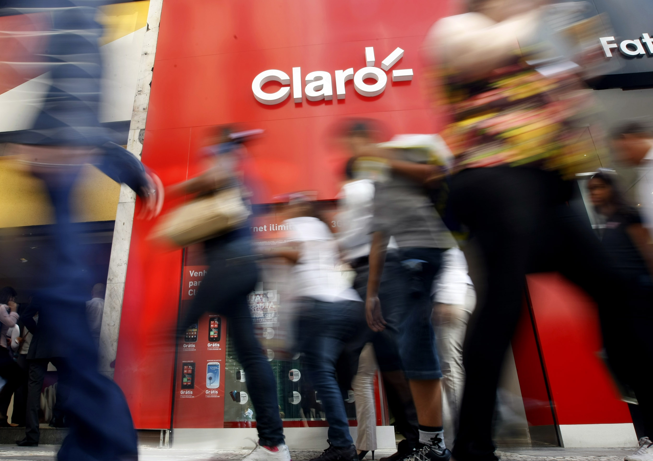 Cade dá aval para a Claro comprar a Desktop
