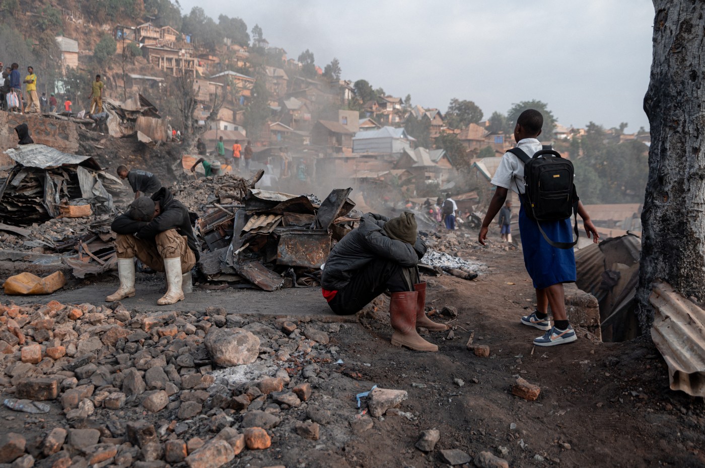 Incêndio em escola na RD Congo deixa ao menos 26 crianças mortas