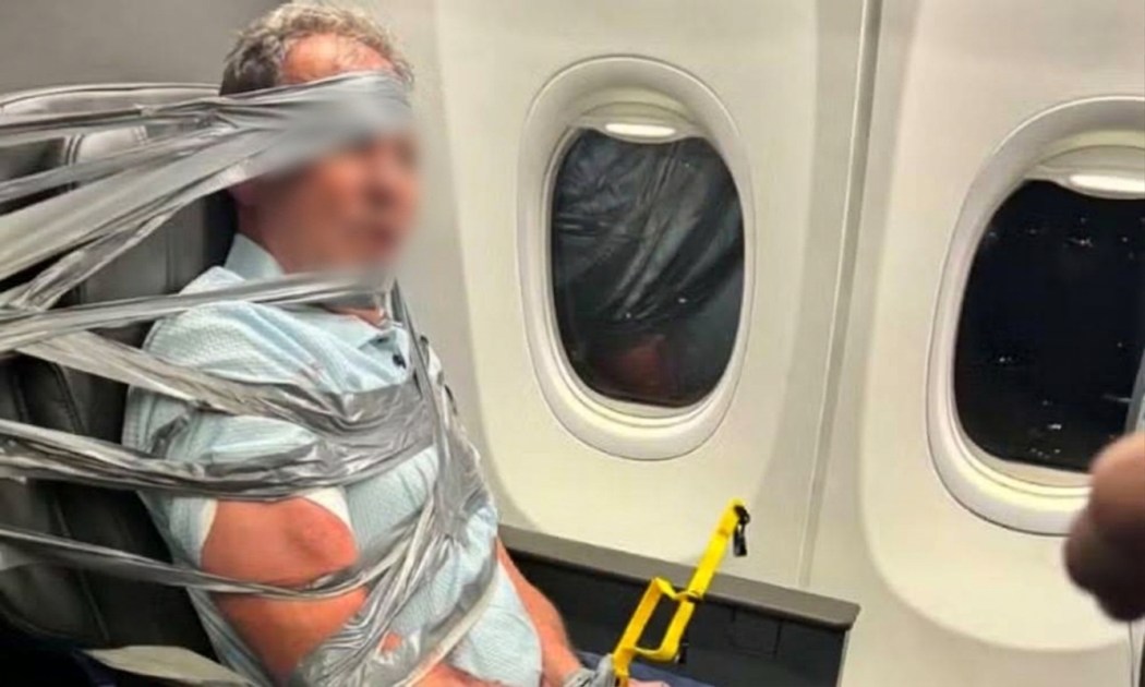 Homem é preso com fita em poltrona de avião durnate voo nos EUA